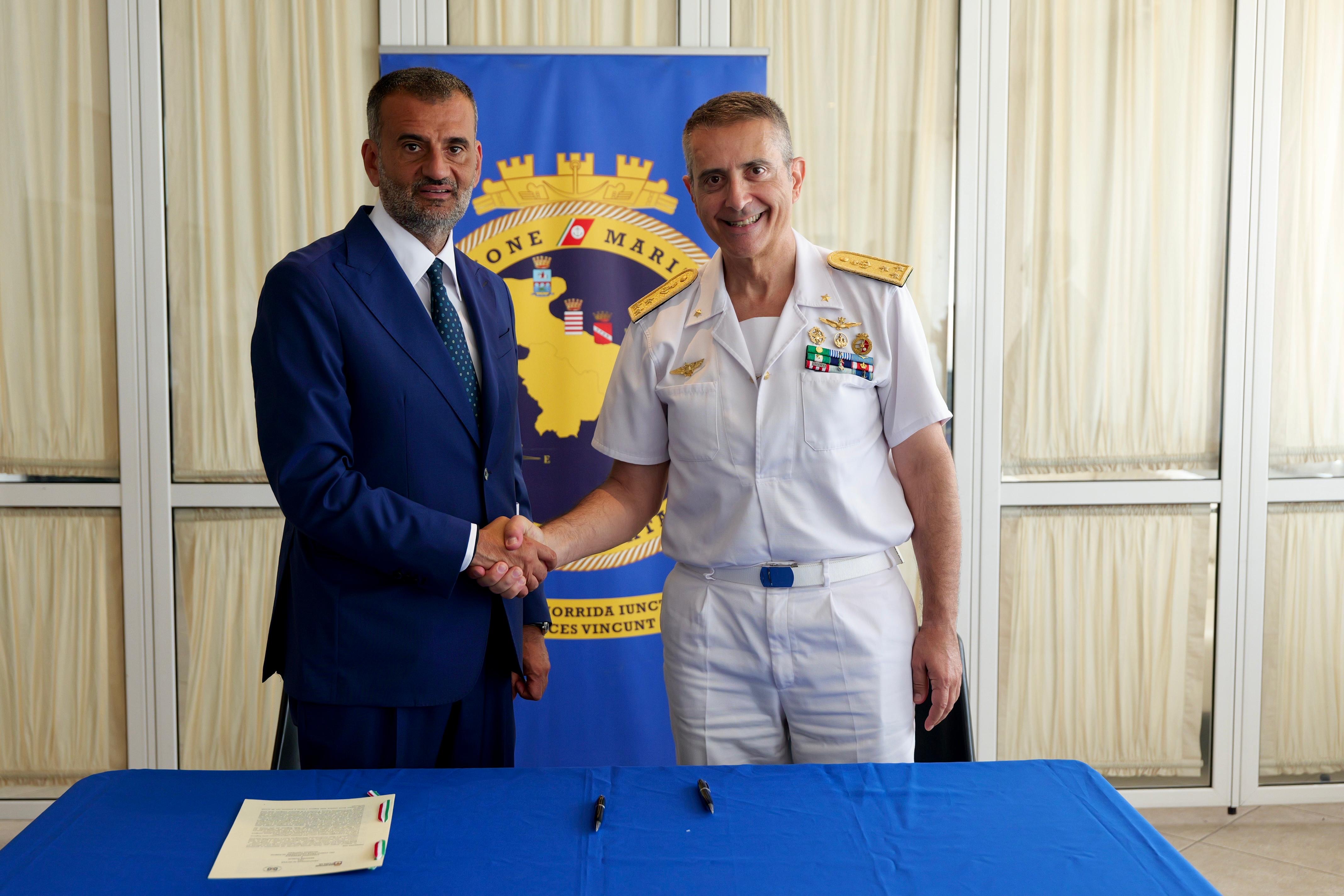 Galleria Costa, Regione Puglia e Guardia Costiera insieme per rafforzare tutela del mare, sicurezza e sviluppo sostenibile - Diapositiva 3 di 5