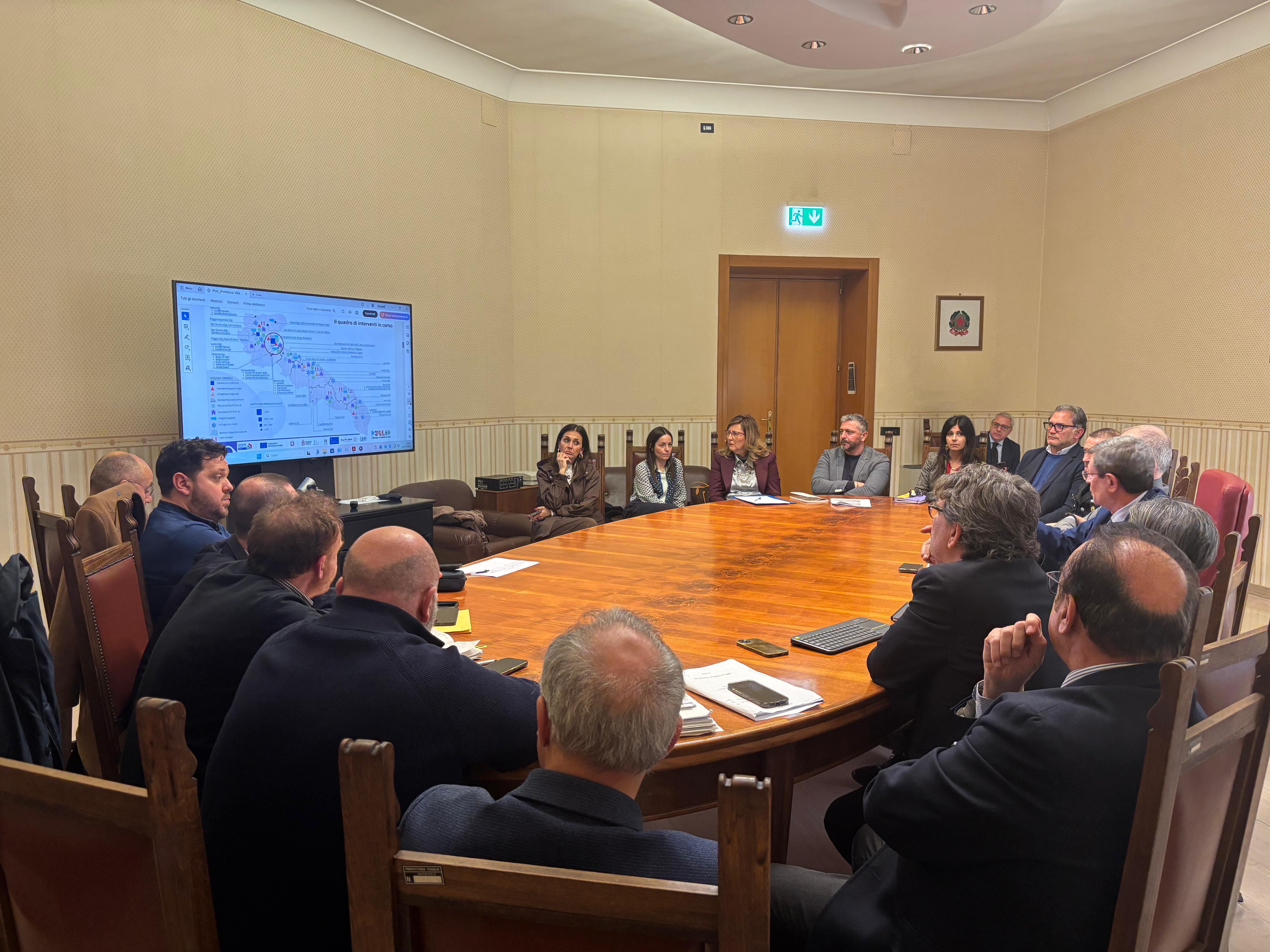 Galleria Un Villaggio dell’Accoglienza per superare il ghetto: presentato alla Prefettura di Foggia il progetto di Regione Puglia per Borgo Mezzanone - Diapositiva 1 di 4