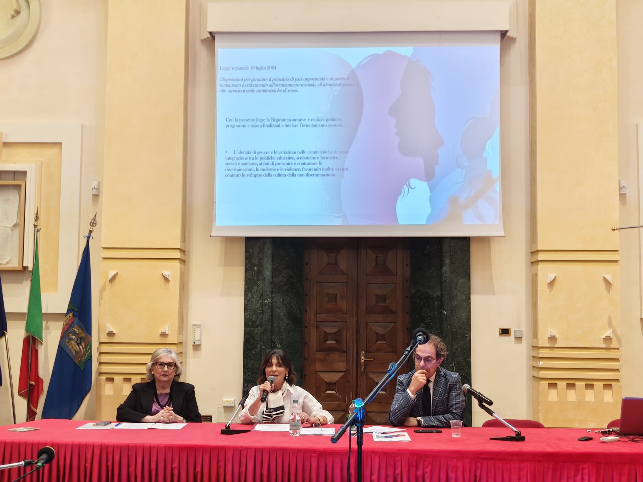 Galleria Parità di genere e non discriminazione: la Regione Puglia forma gli operatori socio-sanitari - Diapositiva 2 di 4